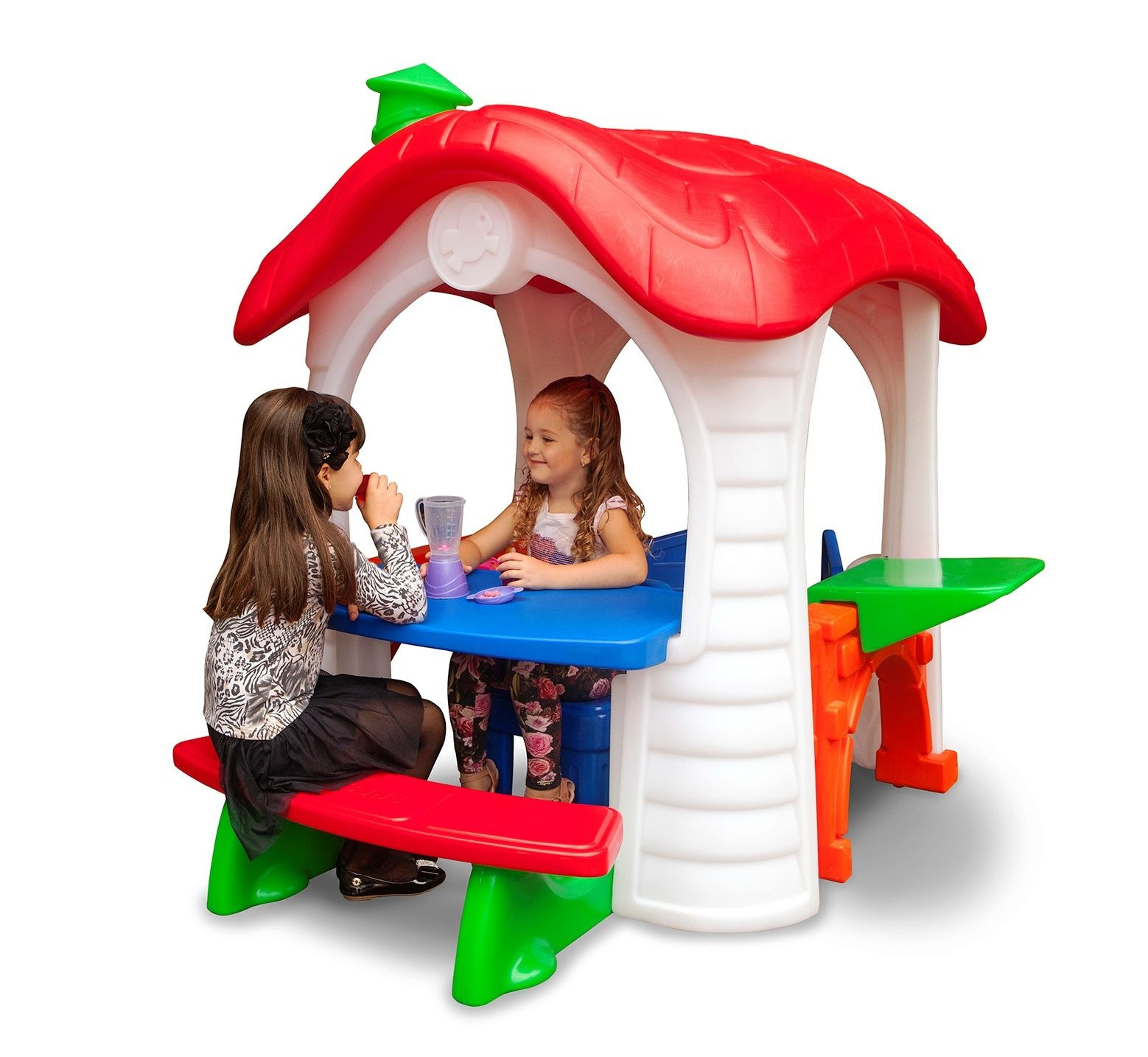 Casinha Petit com Mesinha e Banquinho Casinha Petit com Mesinha e Banquinho